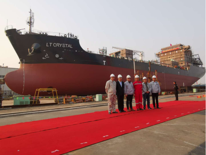 江苏大洋海装装备有限公司13000DWT化学品船(SH079)    顺利下水